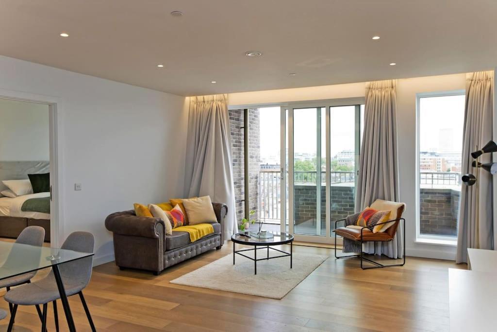 Kings Cross 2 Bed With City Views, Ac, Balcony Apartman London Kültér fotó