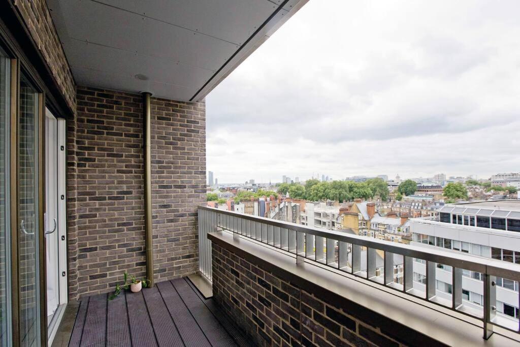 Kings Cross 2 Bed With City Views, Ac, Balcony Apartman London Kültér fotó